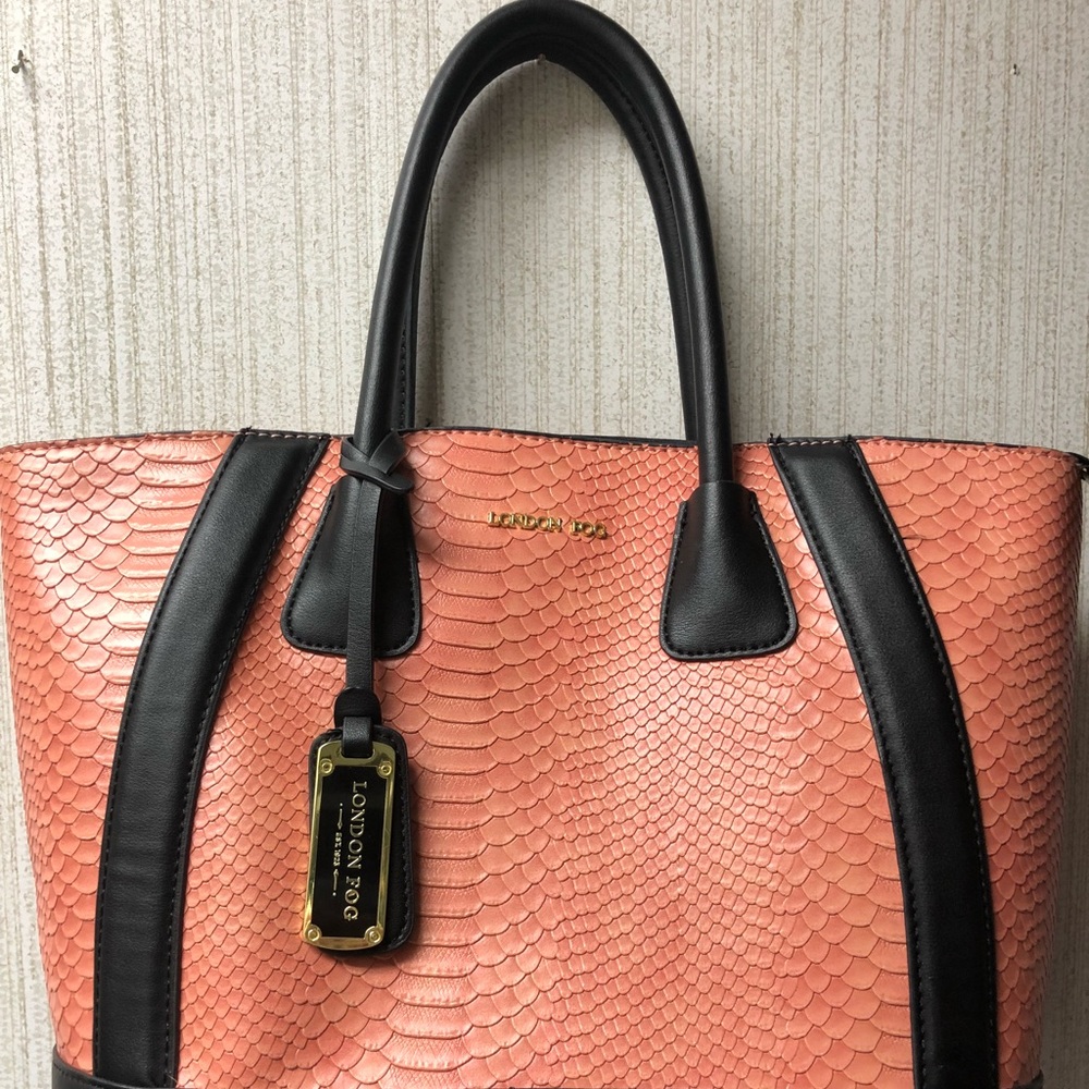 London Fog purse